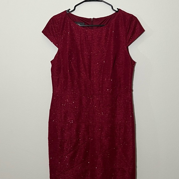 Alyx glittery sparkle red burgundy fitted cocktail dress - size 10 - Picture 1 of 5